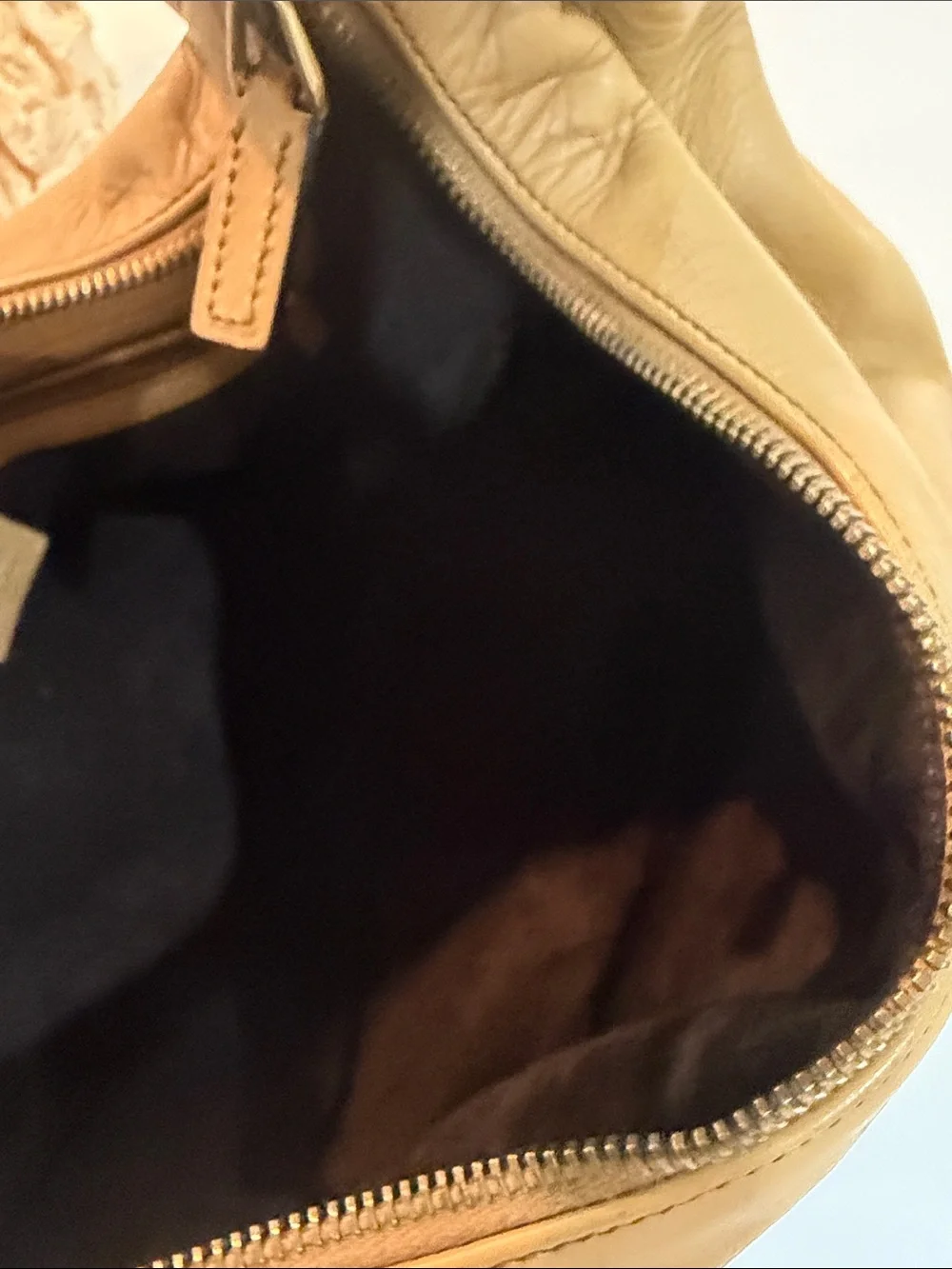 GUCCI-Tom Ford Hobo Shoulder Bag - Deep mustard/tan color Leather ..